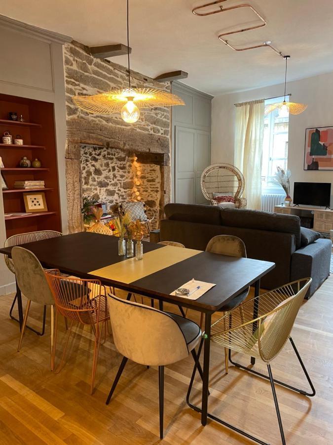 Le Tresor De Maria Apartment Uzerche Luaran gambar